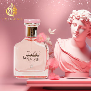 NAQSH is an amber floral fragrance for women with a potpourri of notes that create a rich, multifaceted scent experience.