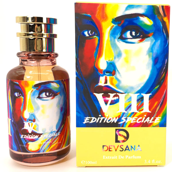 VIII is a monochrome of musks radiating in stellar space. The seductive caress is sweetened by sensual notes and blends of middle notes.